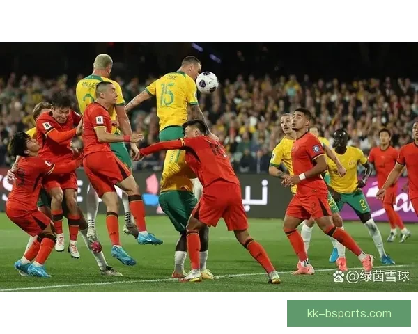 中国男足迎来关键胜利 18强赛一球小胜巴林显实力