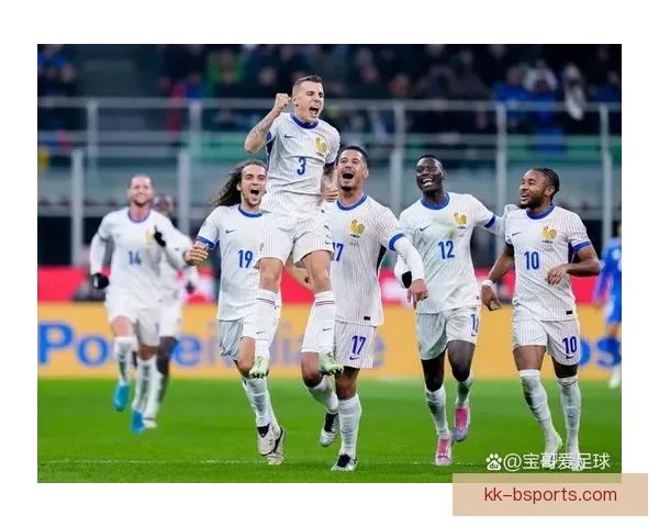 法国队客场三球完胜意大利成功锁定欧国联小组头名
