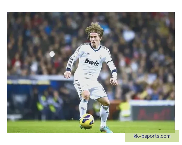 皇马官宣莫德里奇续约至2025老将中场再守伯纳乌继续书写传奇