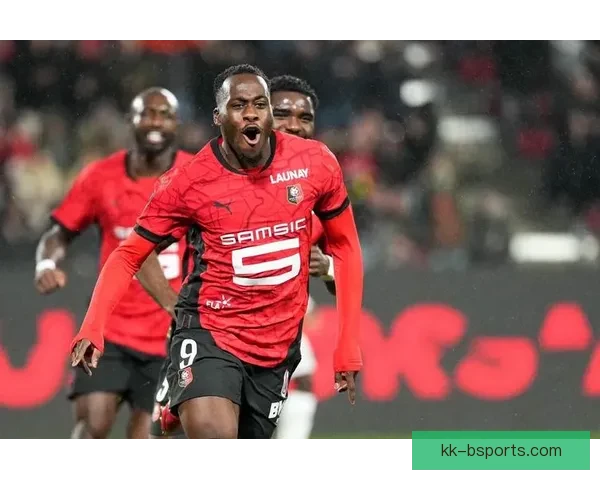 英足总杯四分之一决赛抽签揭晓 曼城对阵利物浦引发球迷热议